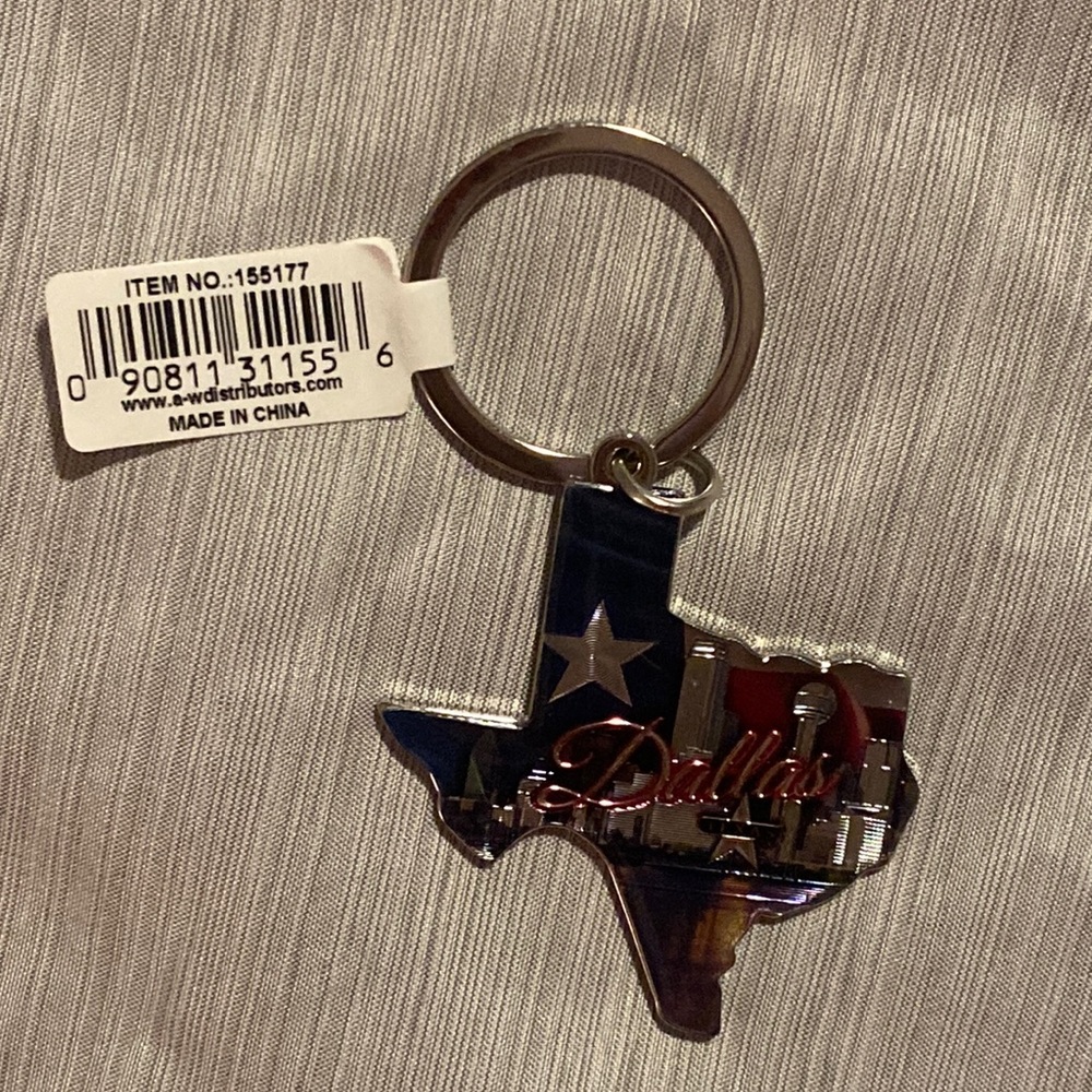 Brand New
Dallas Texas Keychain